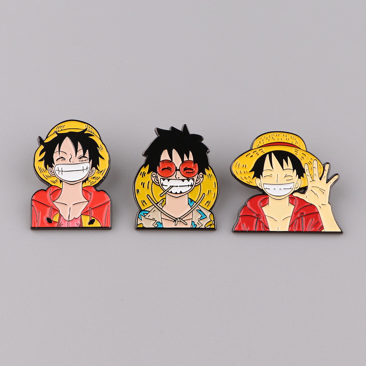 Korsan Macerası Anime Emaye Ro - Men'S Accessories And Jewelry incelemesi ve fiyatı